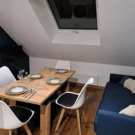 T2 / 24h Du Mans / Circuit / Karting / Antares / Boulerie Jump / Stade De Foot Apartment Le Mans