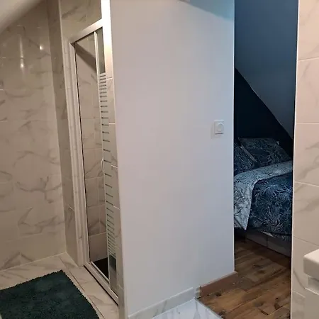 T2 / 24h Du Mans / Circuit / Karting / Antares / Boulerie Jump / Stade De Foot Apartamento Le Mans