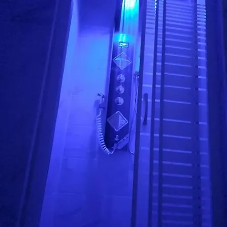 T2 / 24h Du Mans / Circuit / Karting / Antares / Boulerie Jump / Stade De Foot Apartamento