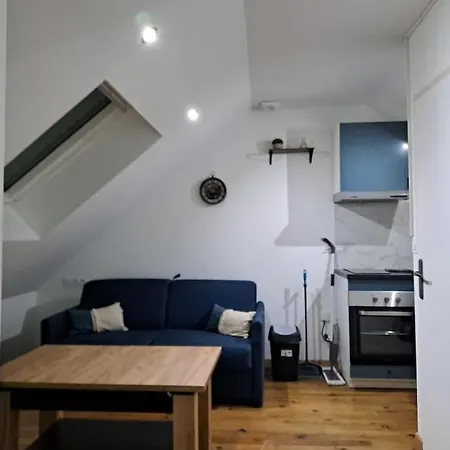 T2 / 24h Du Mans / Circuit / Karting / Antares / Boulerie Jump / Stade De Foot Apartment